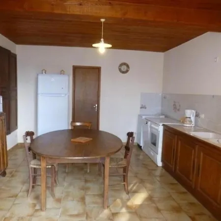 Monlaur-bernet, 6 Pieces, 12 Personnes - Fr-1-483-236 Casa vacanze Monlaur-Bernet